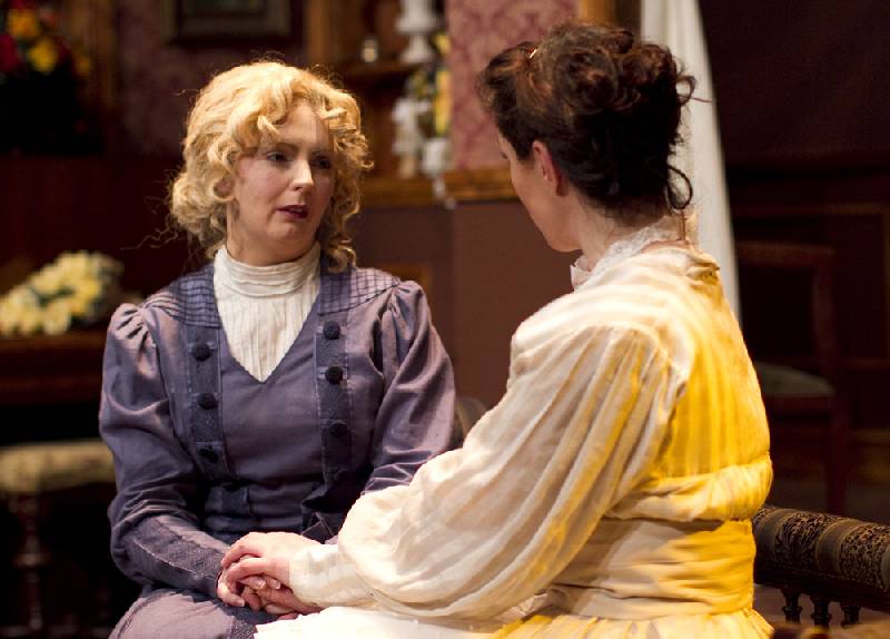 Joanne Logue, Jenny Ni Lucais